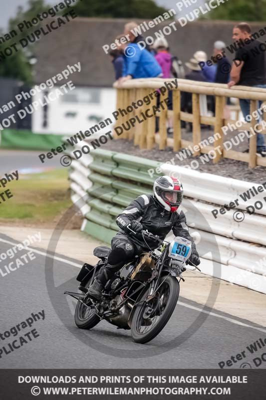 Vintage motorcycle club;eventdigitalimages;mallory park;mallory park trackday photographs;no limits trackdays;peter wileman photography;trackday digital images;trackday photos;vmcc festival 1000 bikes photographs